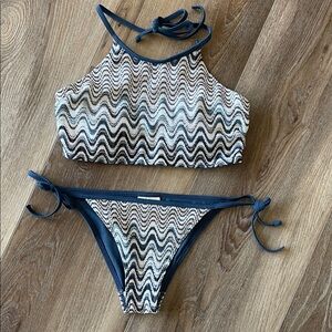 2/$20 H&M Blue and White Wave Bikini